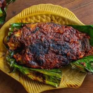 (Karimeen/Neymeen/Avoli/Seabream) Fish Pollichathu (Ayala/Mathi) [As per size]
